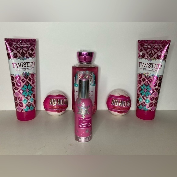 Bath Body Works Twisted Peppermint Lot 6 Christmas NWT - Picture 1 of 1